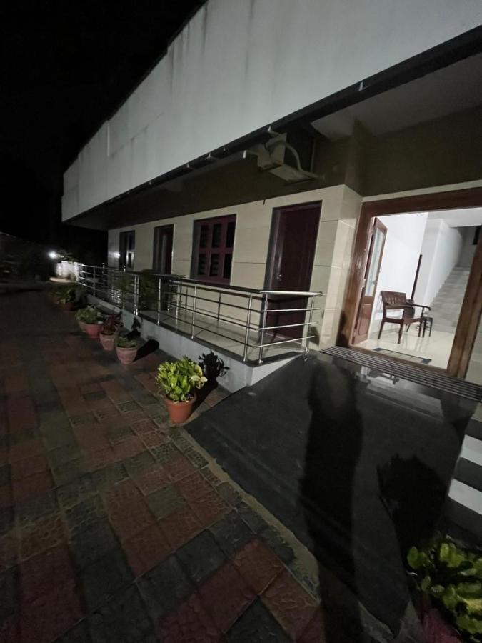 Delta Hospitality - Sea Facing Rooms With A Private Beach Kalyānpur Exterior foto