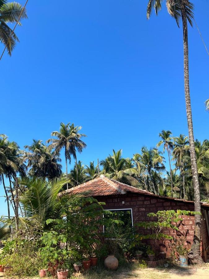 Delta Hospitality - Sea Facing Rooms With A Private Beach Kalyānpur Exterior foto